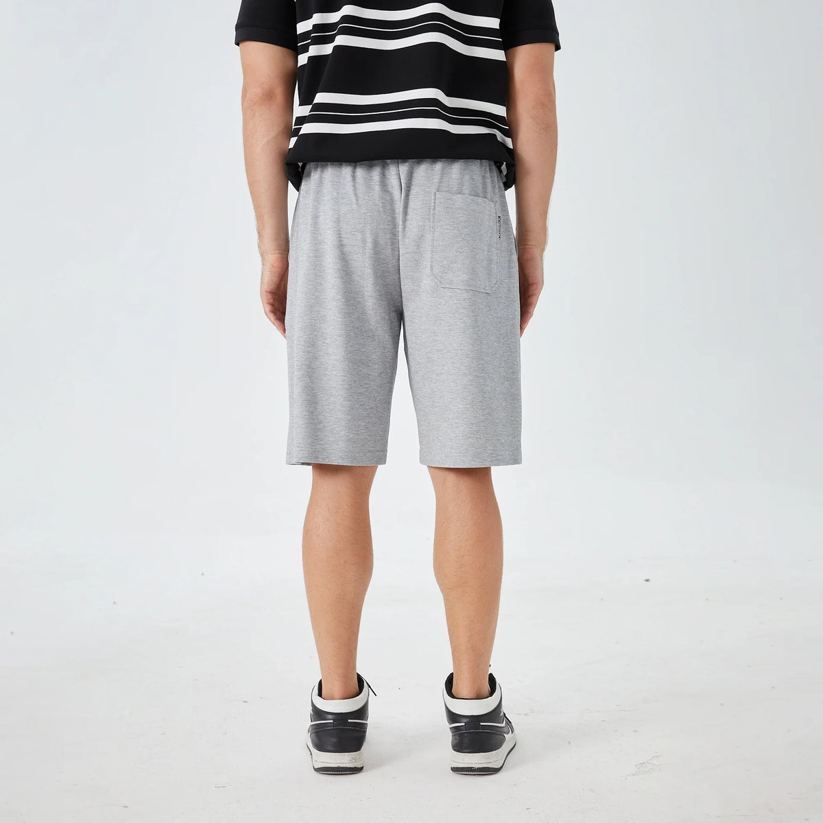 Badge Street Look Shorts for Men