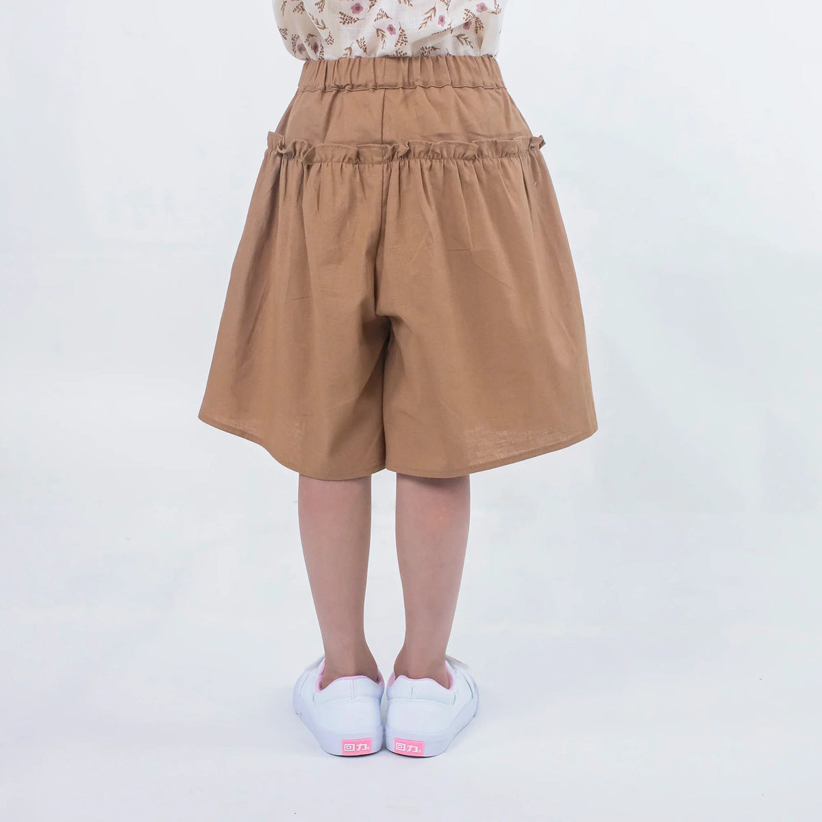 Plain Linen Shorts for Girls Image