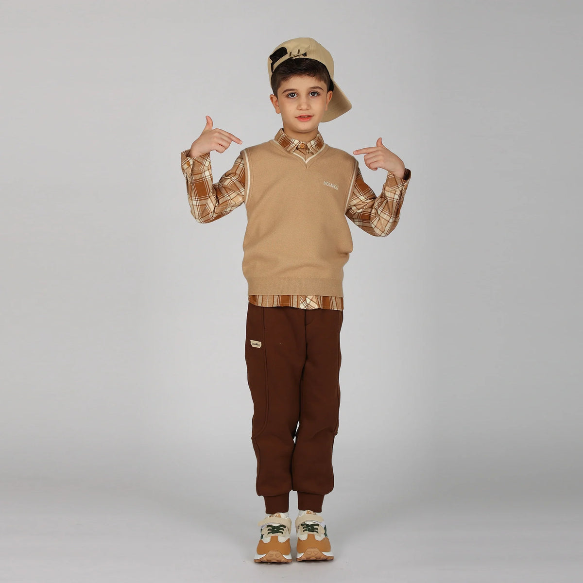 waistcoat-for-boys-6943003073 Khaki image