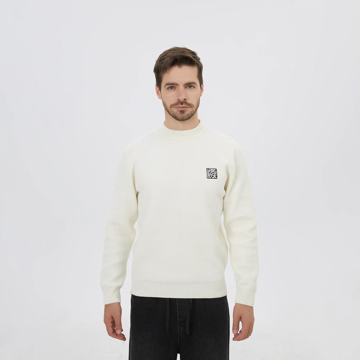 Embroidery Pullover for Men Image