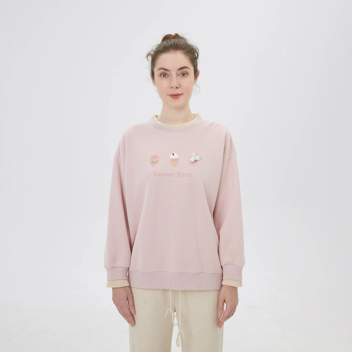 Embroidery Pullover for Women Image