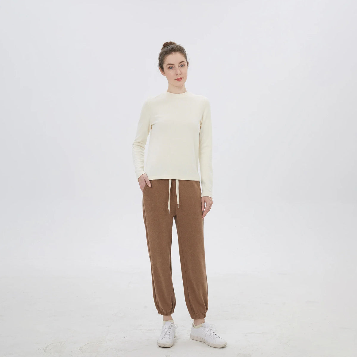 Plain Pants for Women Image