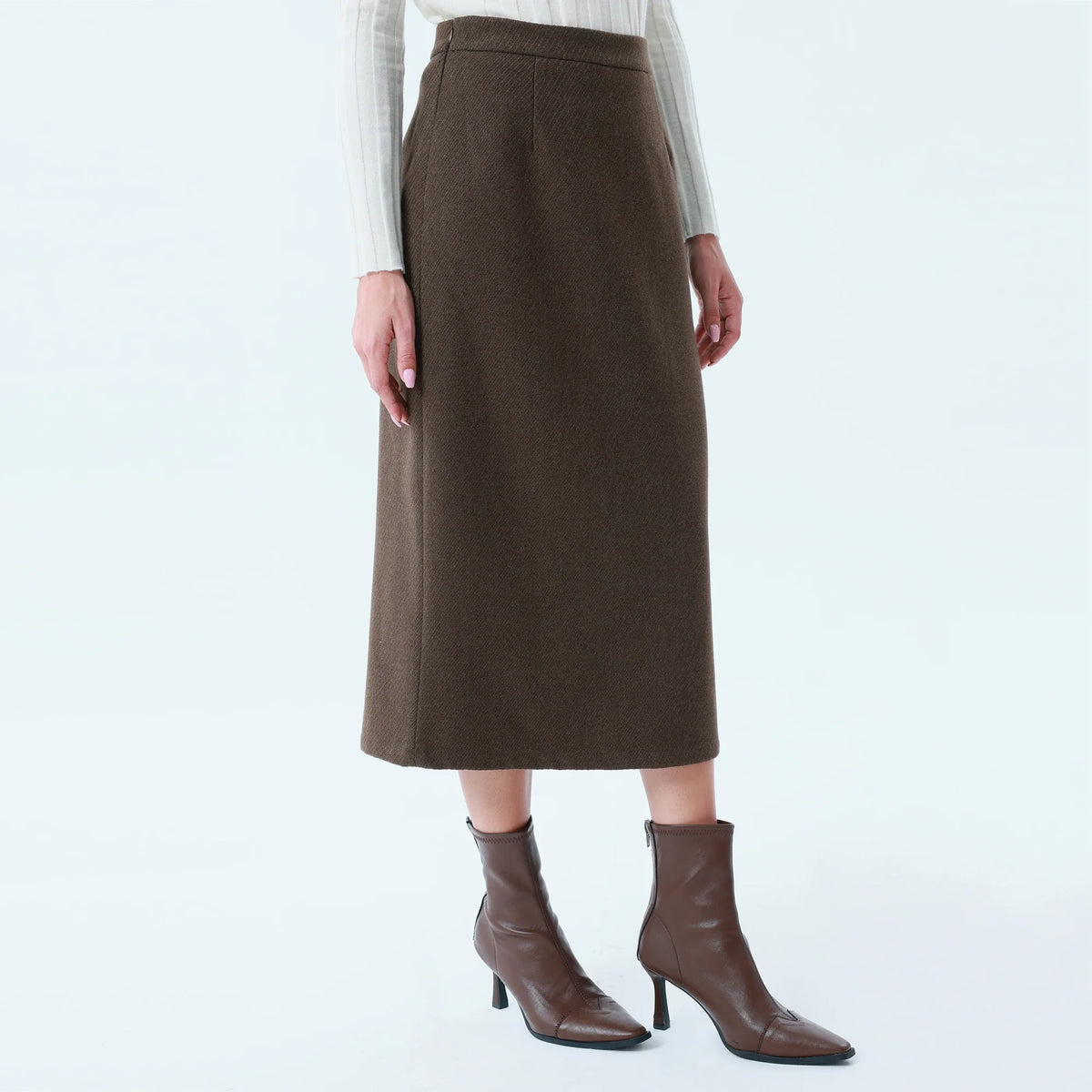 Plain Skirt for Women Image