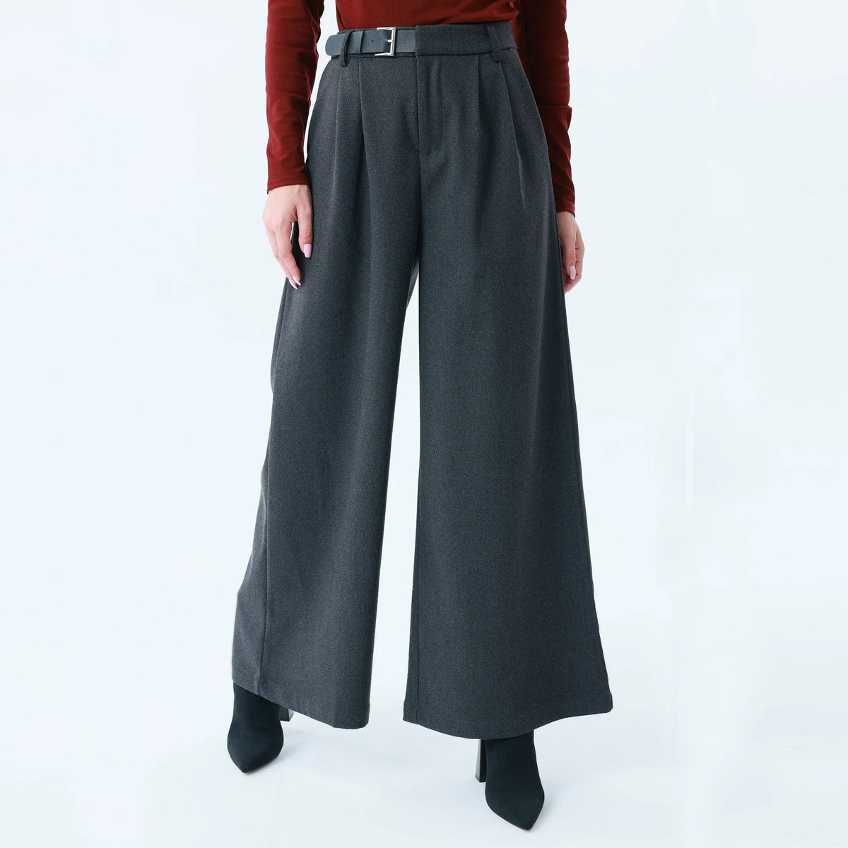 Plain Pants for Women Image