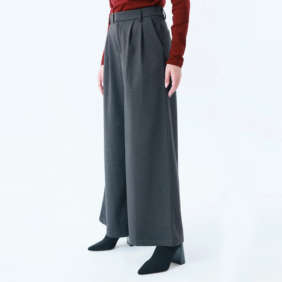 Plain Pants for Women Image