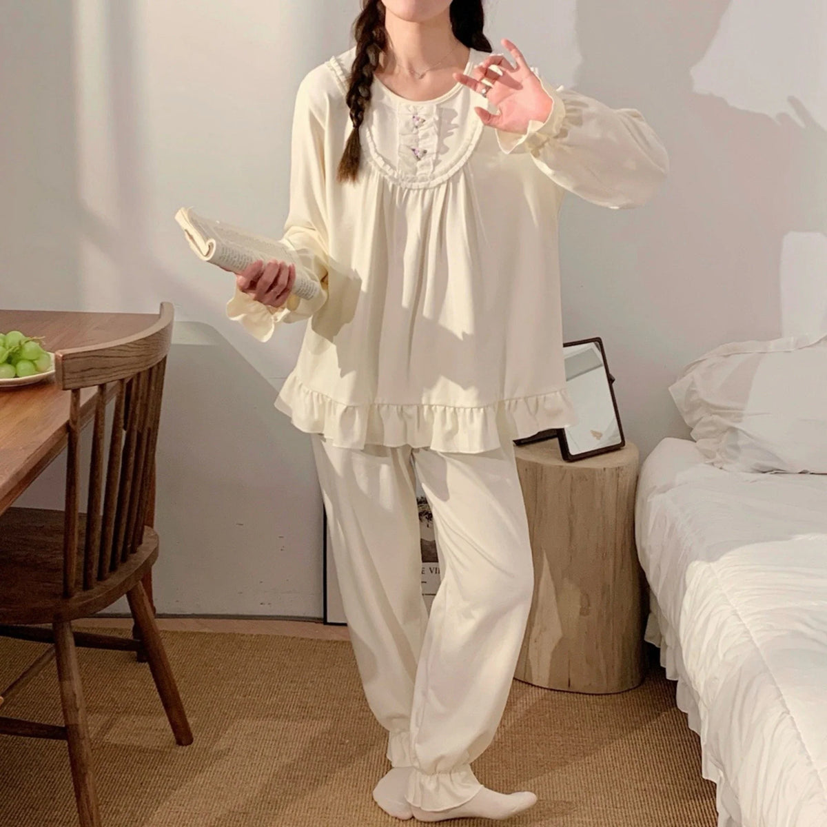 pajama sets for women image