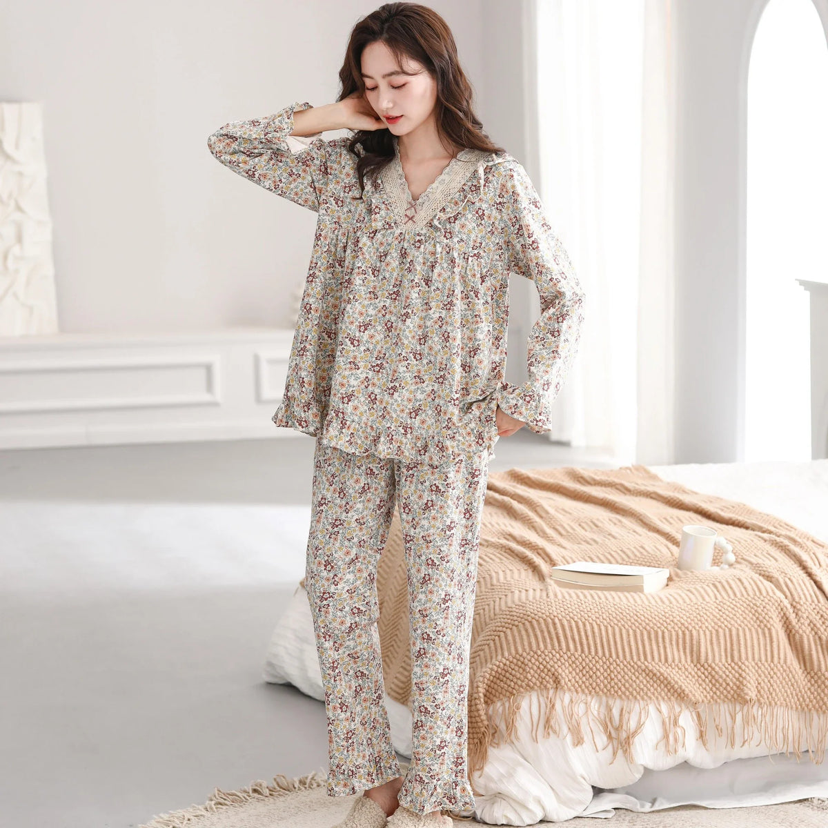 pajama sets for women image