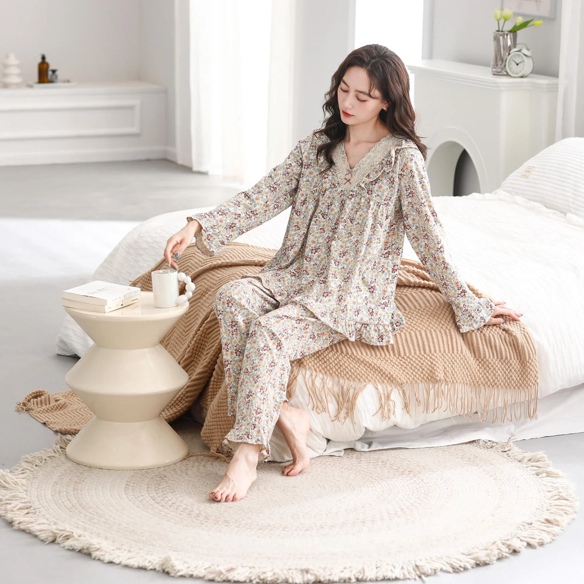 pajama sets for women image