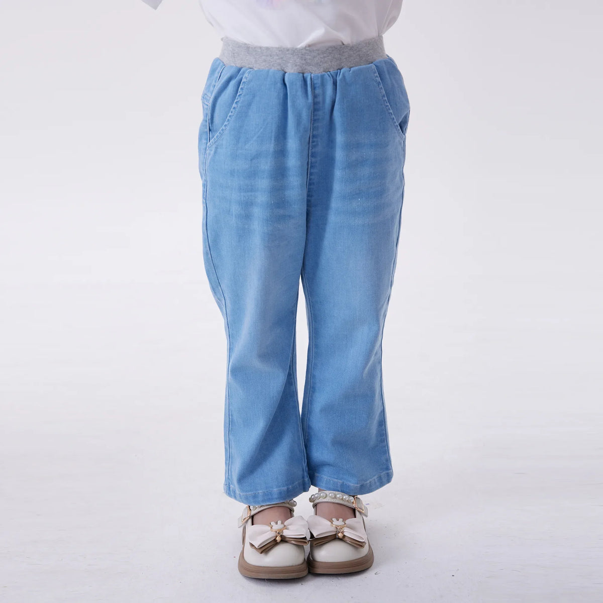 Bell-Bottom Fashion Pants For Girls Light Jeans Blue Image