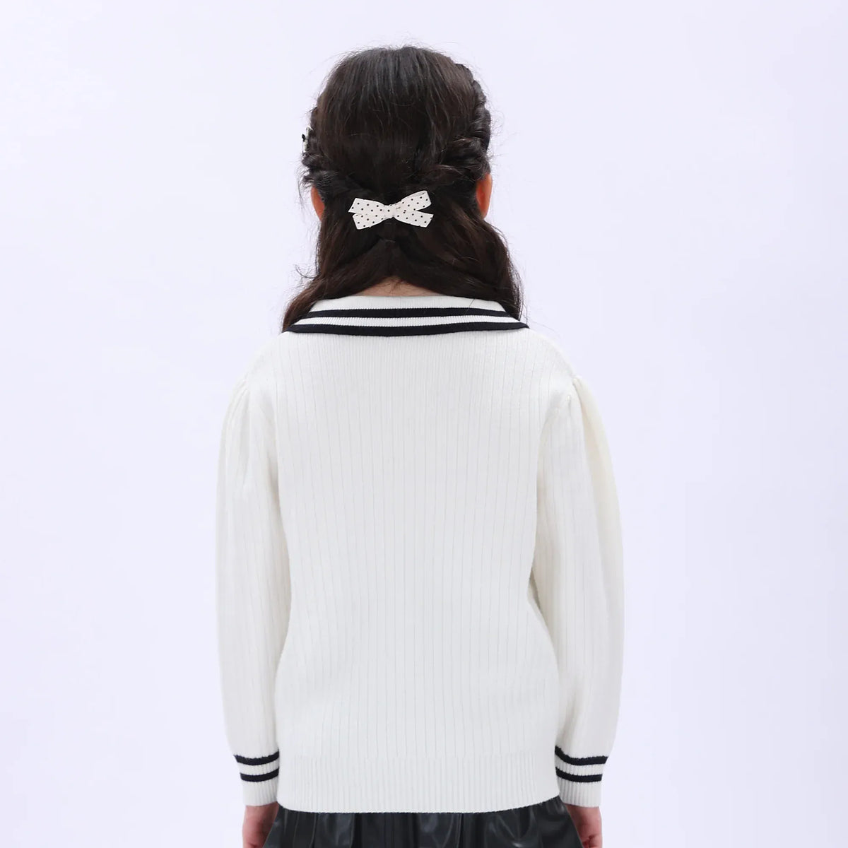 Casual Embroidery Sweater for Girls Image