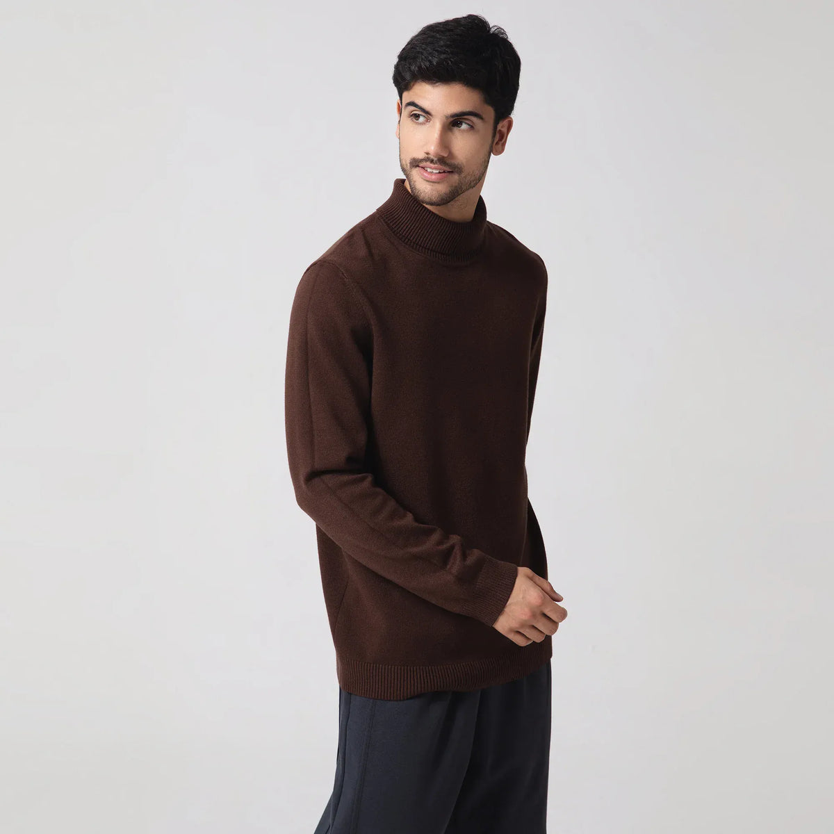 Casual Plain Sweater for Men Image