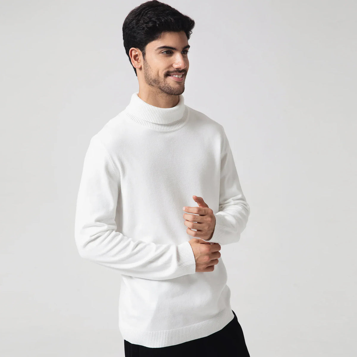 Casual Plain Sweater for Men Image