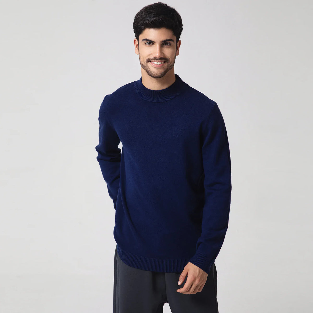 Casual Plain Sweater for Men Image