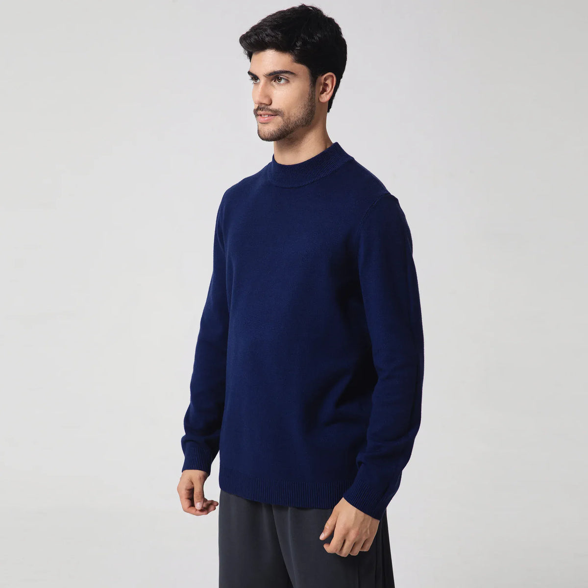 Casual Plain Sweater for Men Image