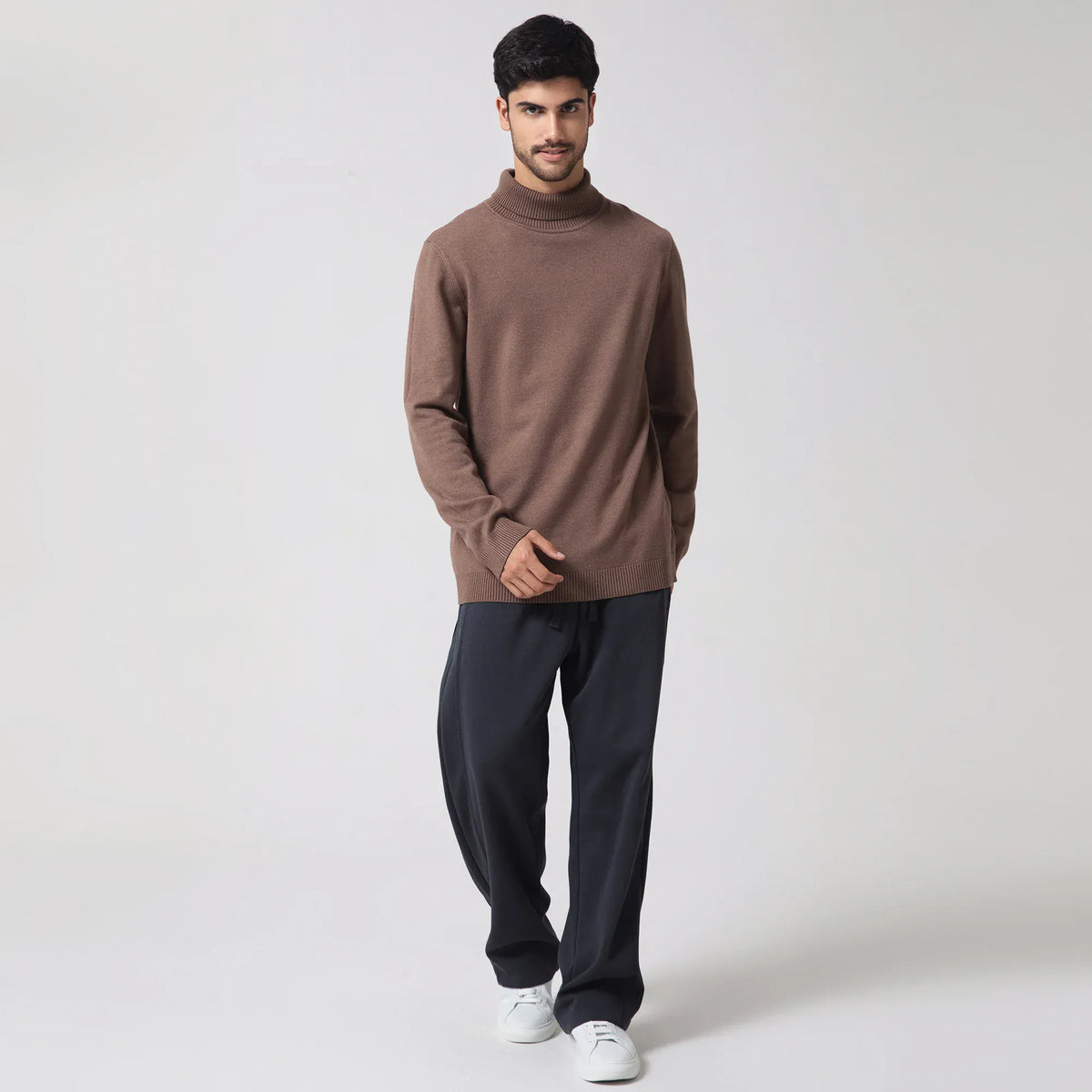 Casual Plain Pants for Men Image