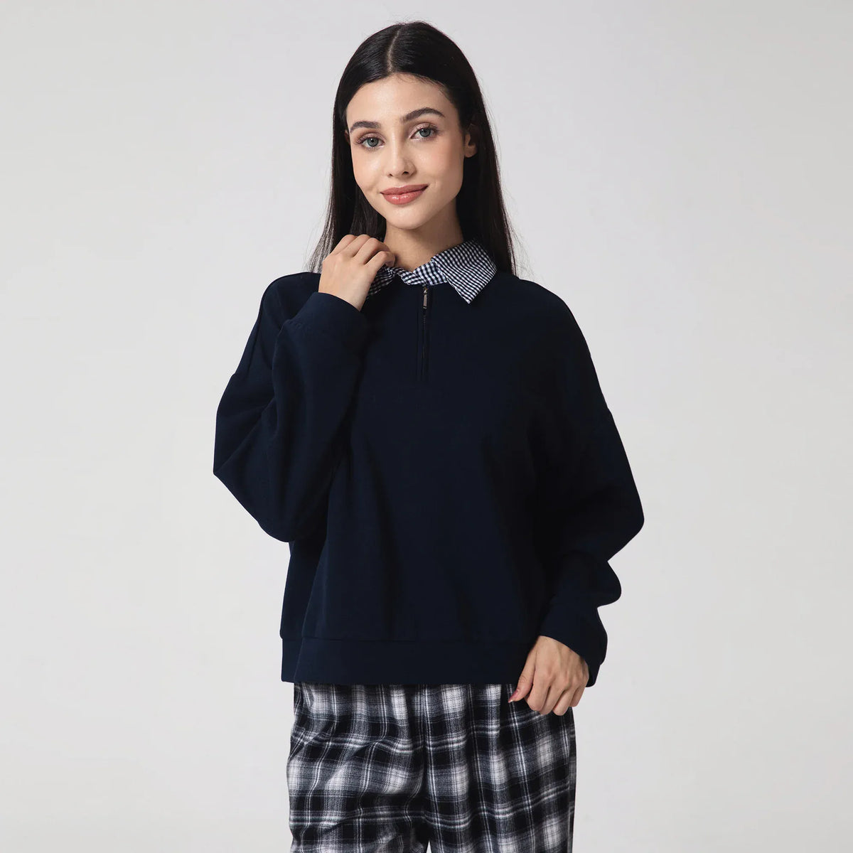 Casual Color-Blocked Polo Shirt for Women Image