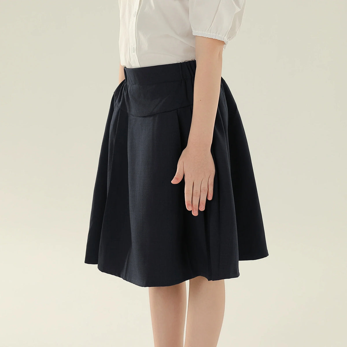 تنورة ساده عصرية للبنات