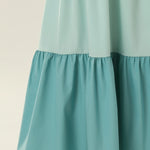 فستان بأكمام واسعة وألوان متداخلة للبنات