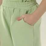 بنطال رياضي مزين بطباعة للبنات