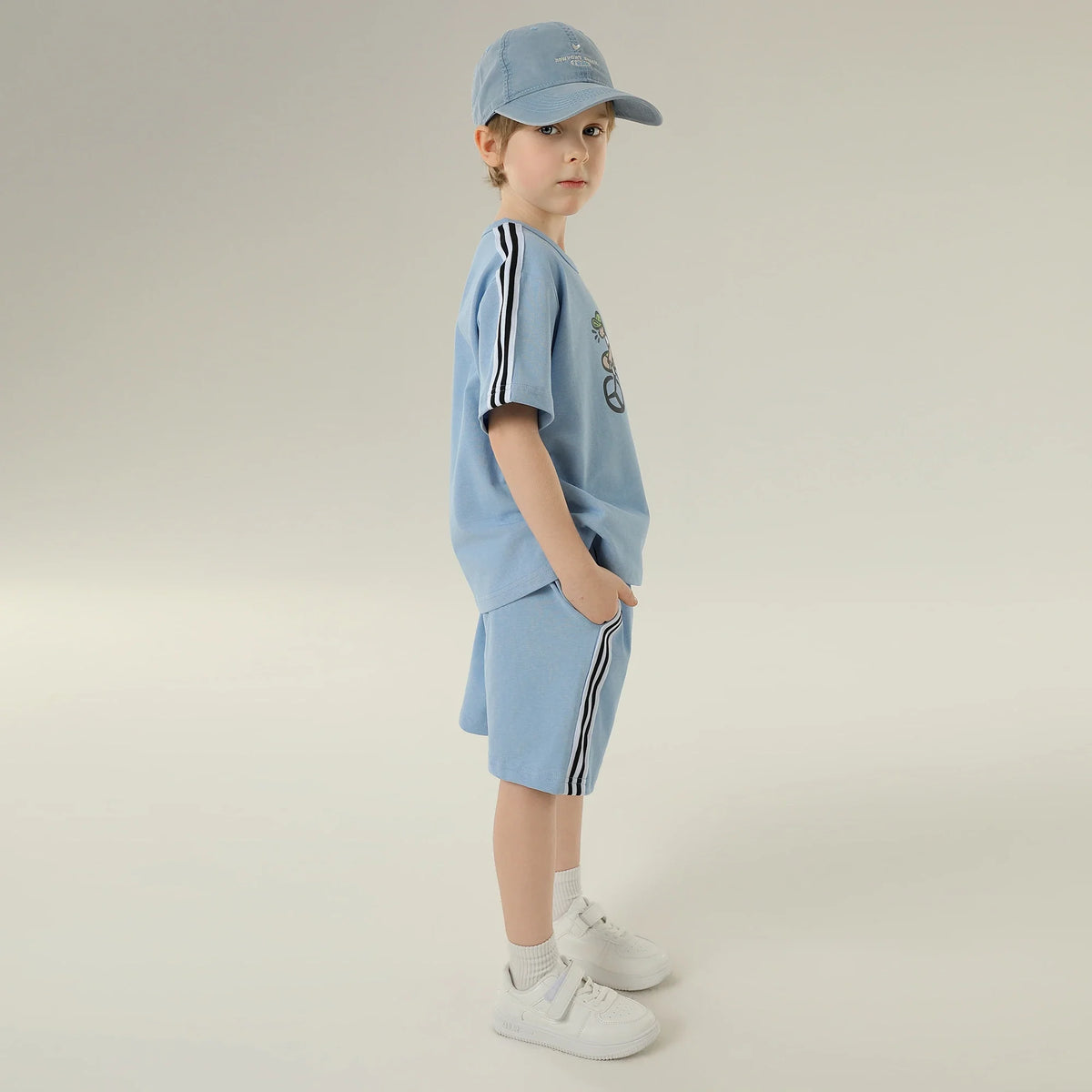 تيشيرت رياضي مطبوع بأكمام للأولاد