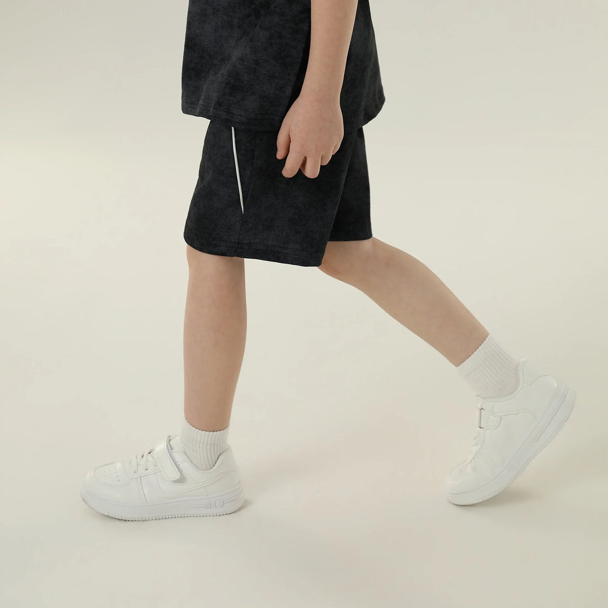 شورت اساسي رياضي للأولاد