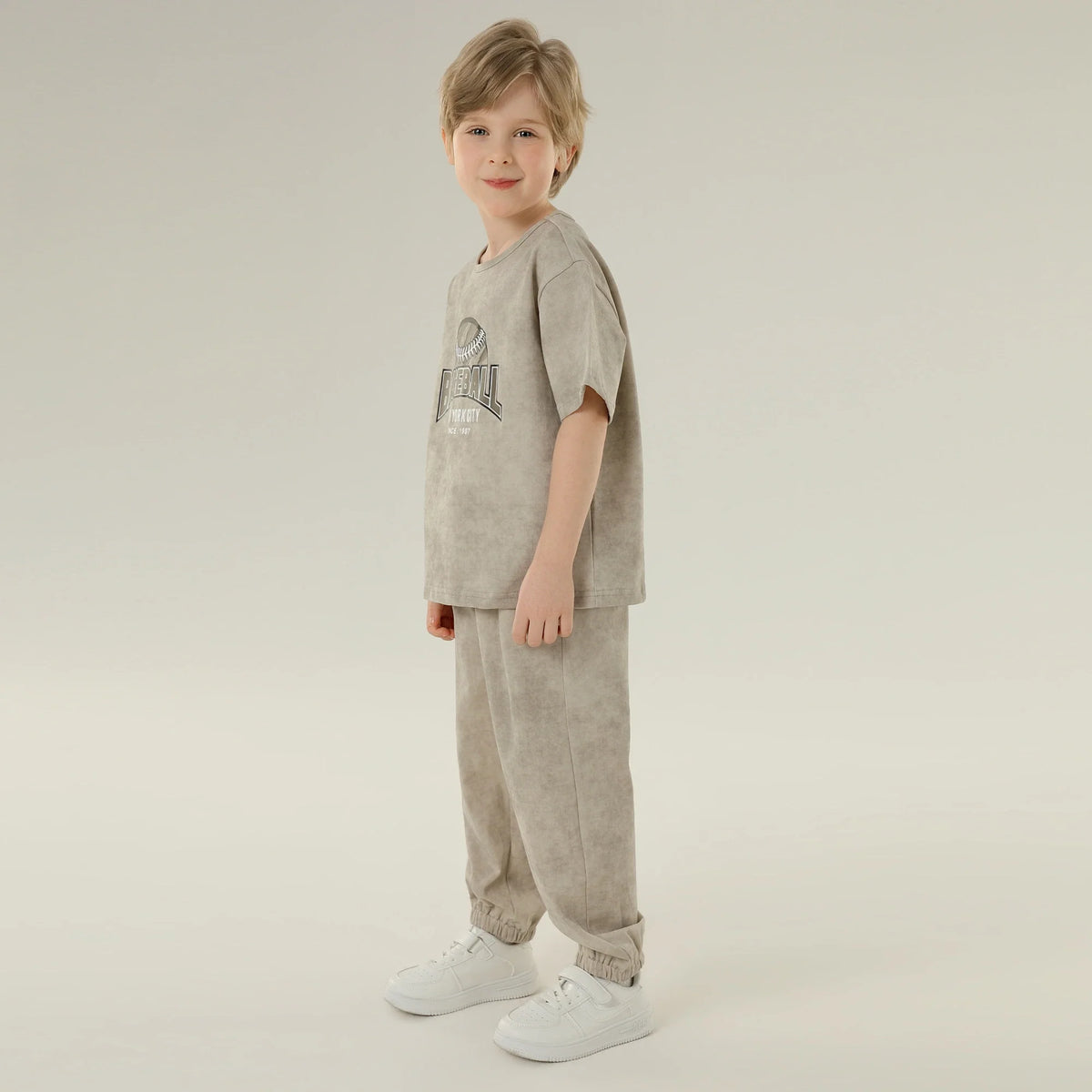 تيشيرت رياضي بأكمامللأولاد