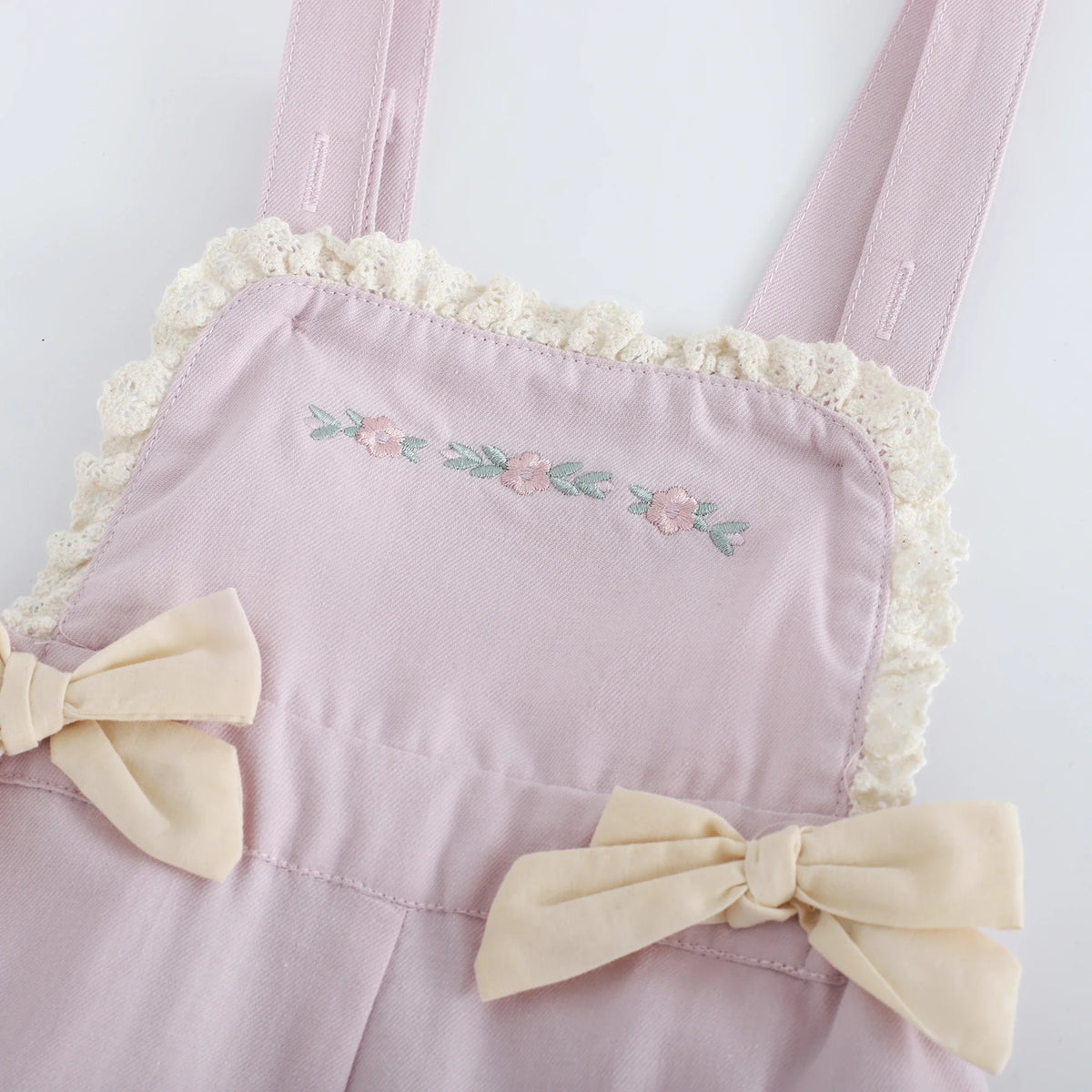 افرول مزين بنمط الزهور للبنات المواليد