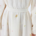 جلابية عصرية مزينة بنمط الزهور للنساء