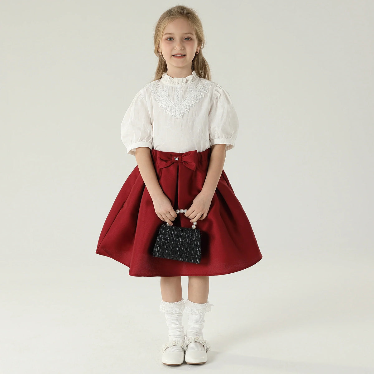 شنطة مزينة للبنات