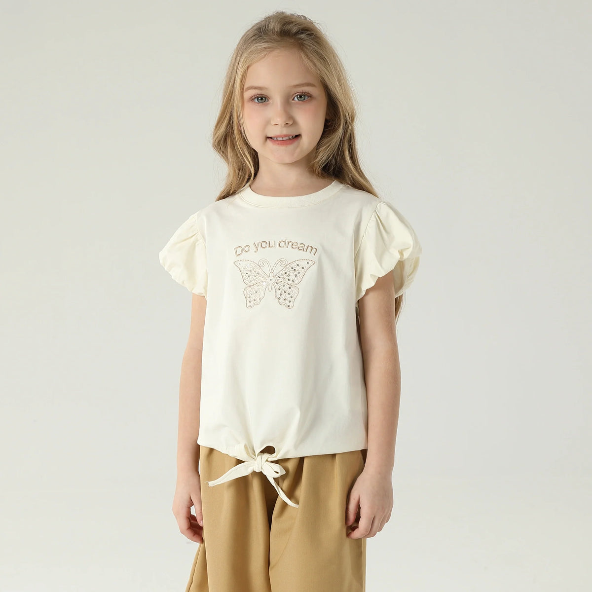 تيشيرت مزين بكتابة للبنات