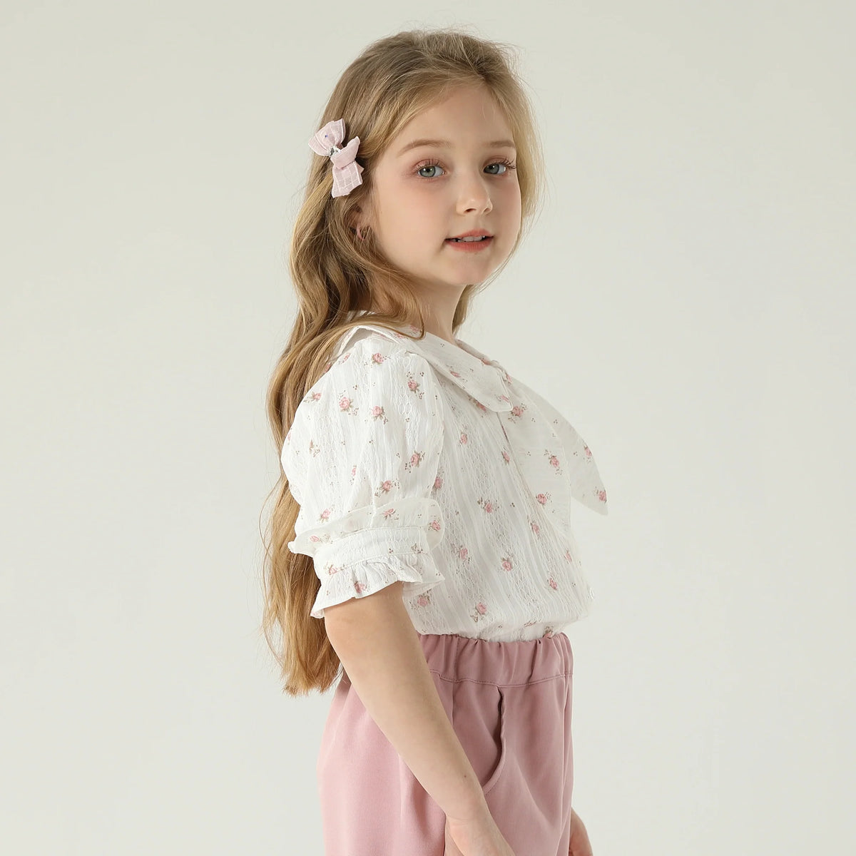 قميص بنمط الزهور للبنات