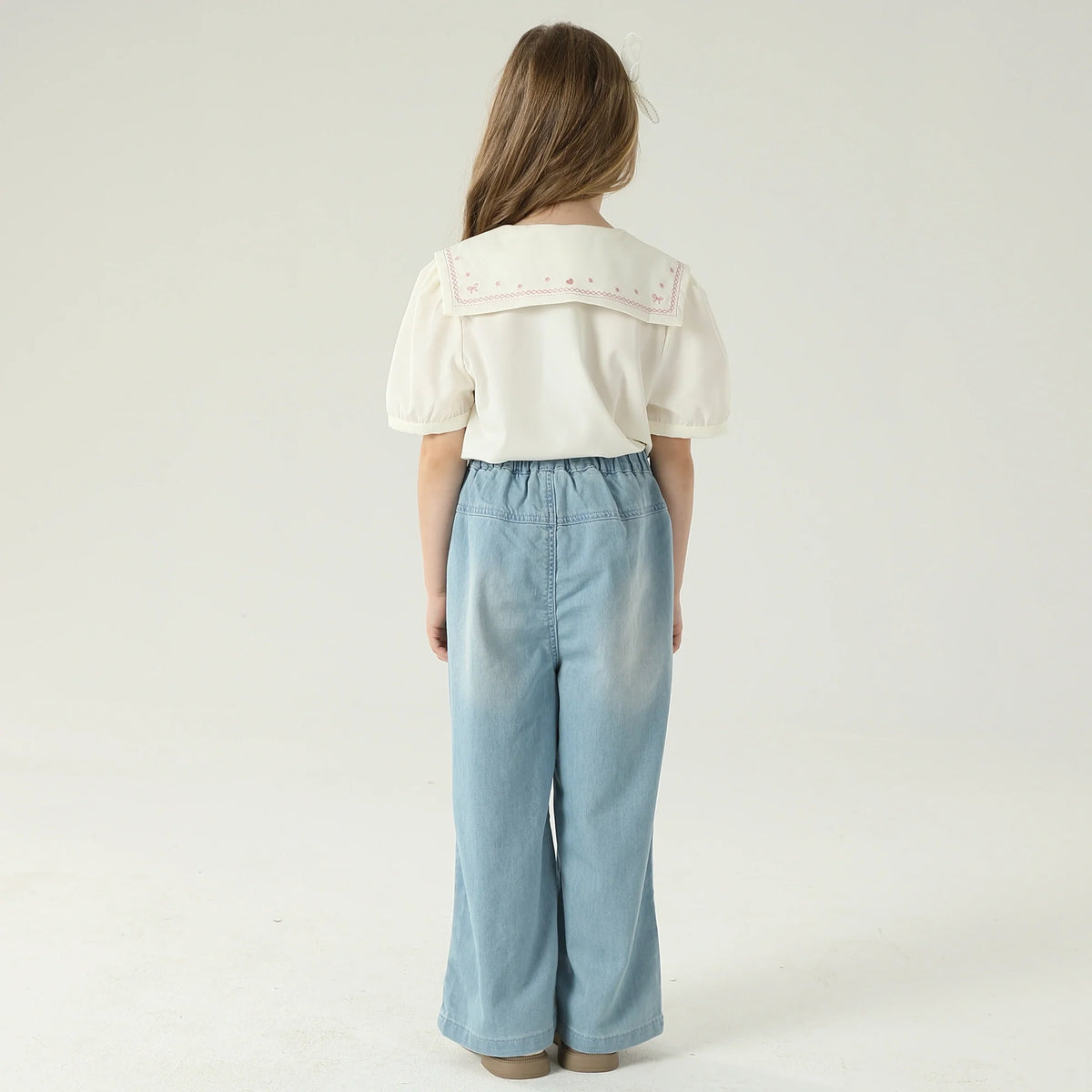 قميص مطرز للبنات