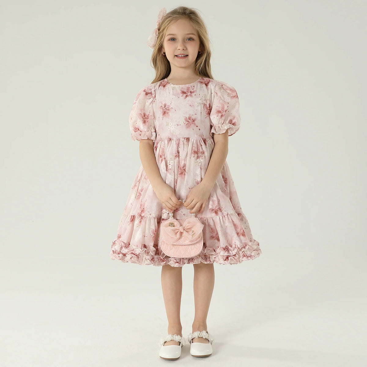 شنطة مزينة للبنات