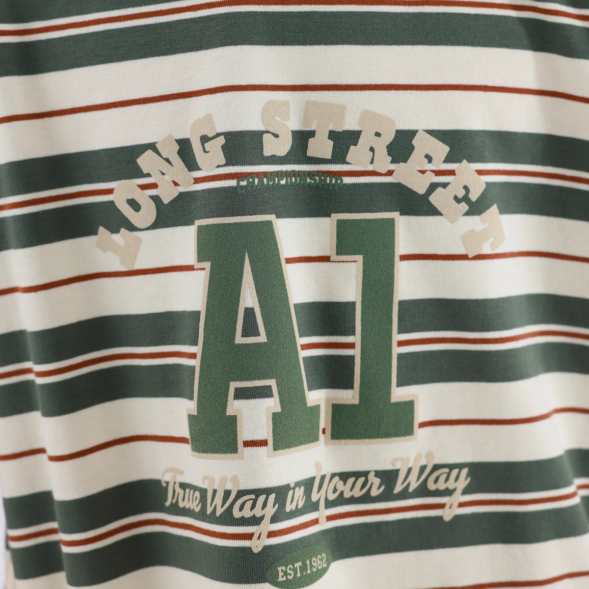 تيشيرت مخطط للأولاد