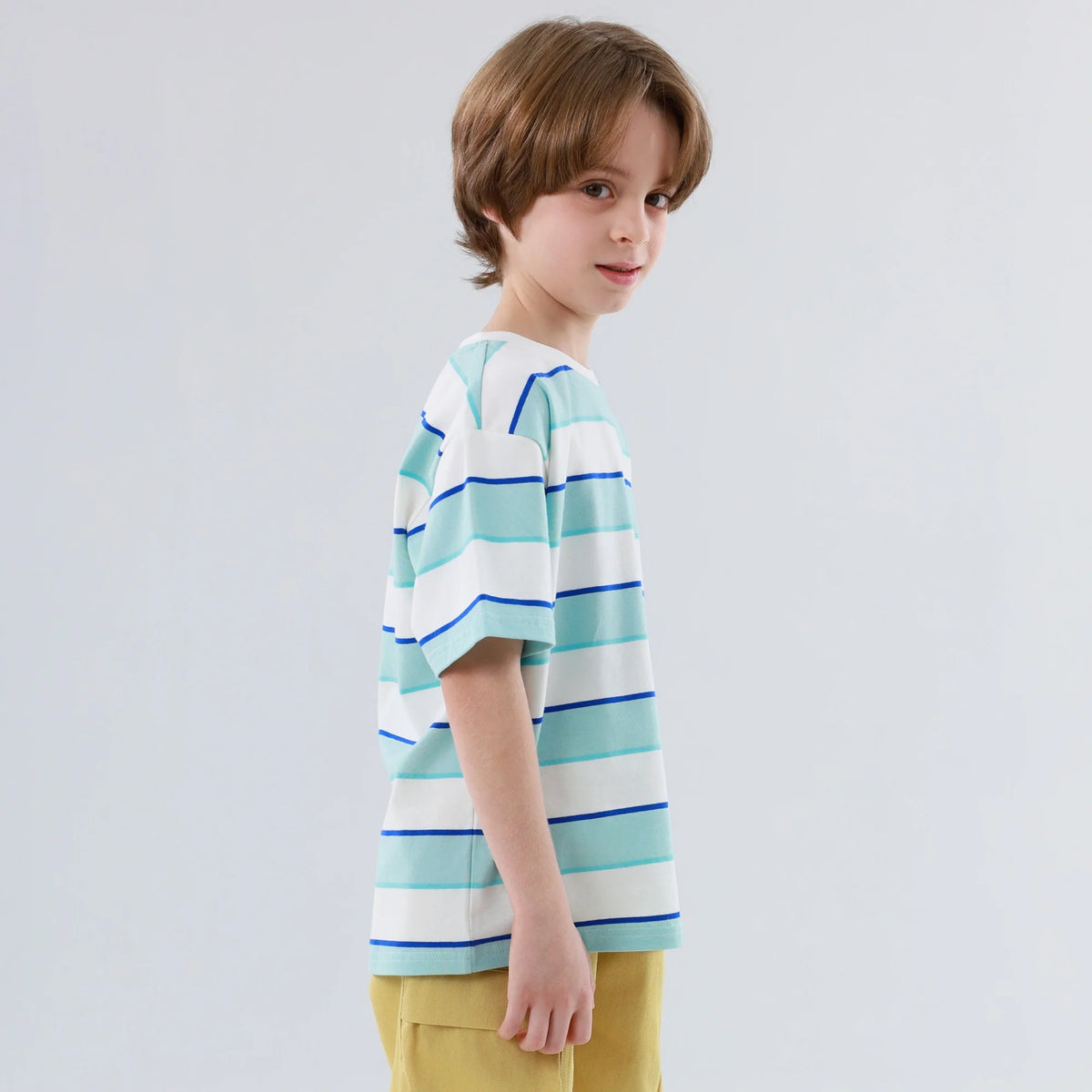 تيشيرت مخطط للأولاد
