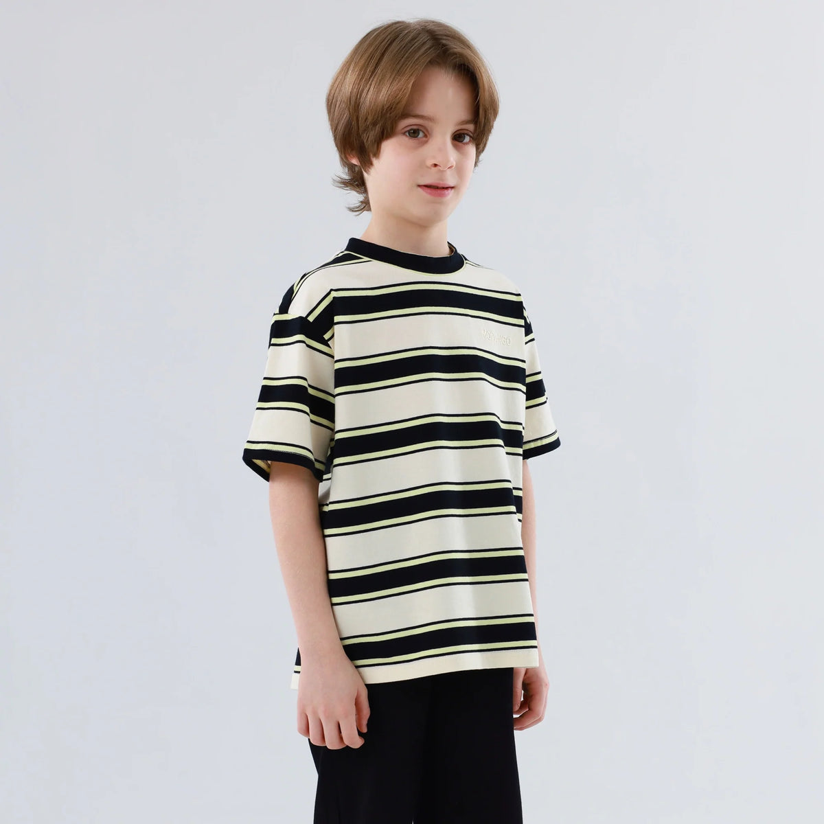 تيشيرت مخطط للأولاد