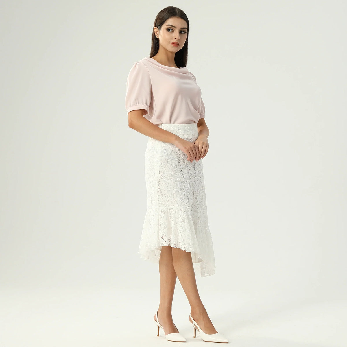 بلوزة ساده عصرية للنساء