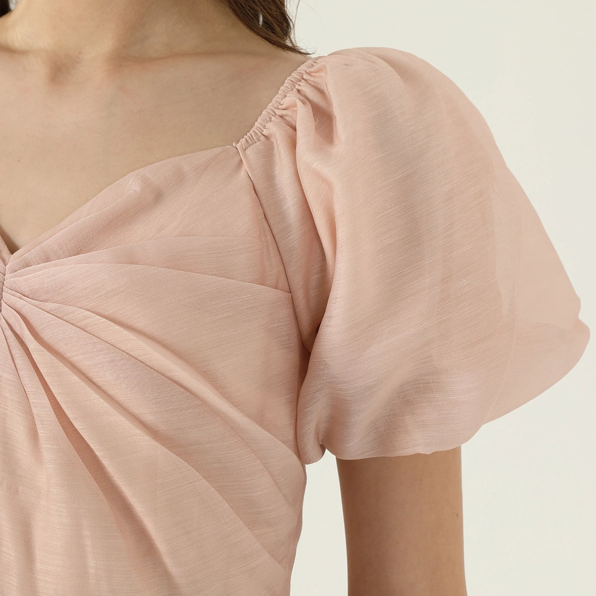 فستان بنمط الزهور للنساء