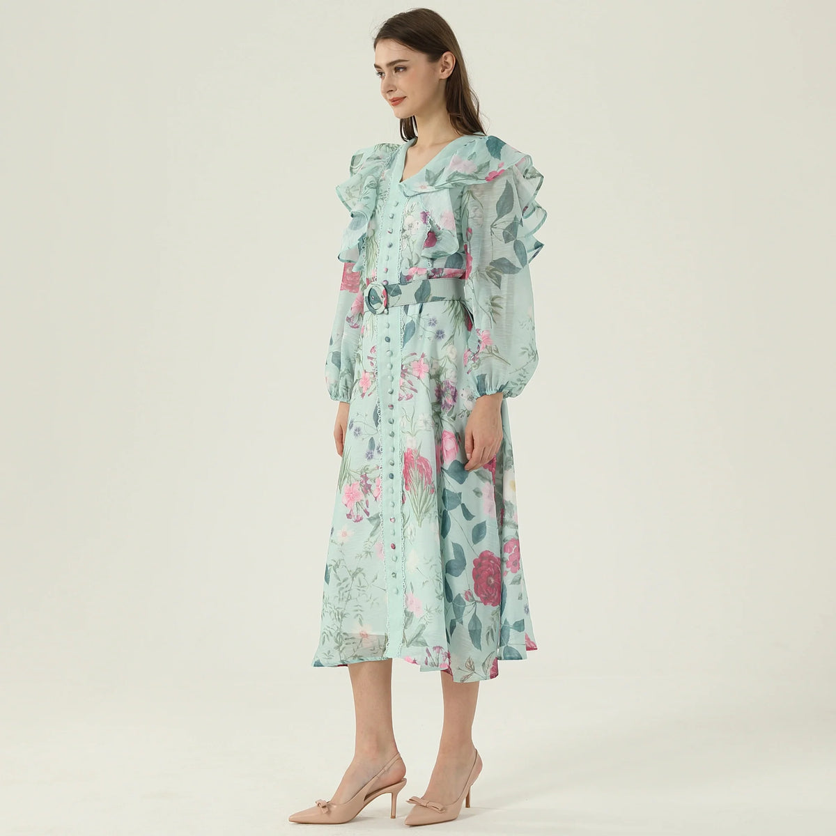 فستان بنمط الزهور للنساء