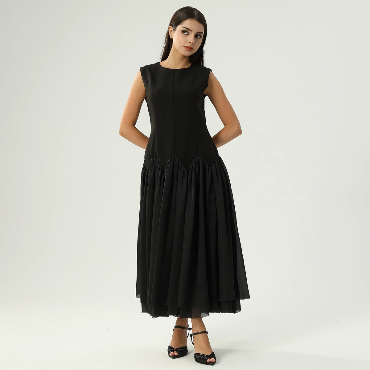 فستان ساده للنساء