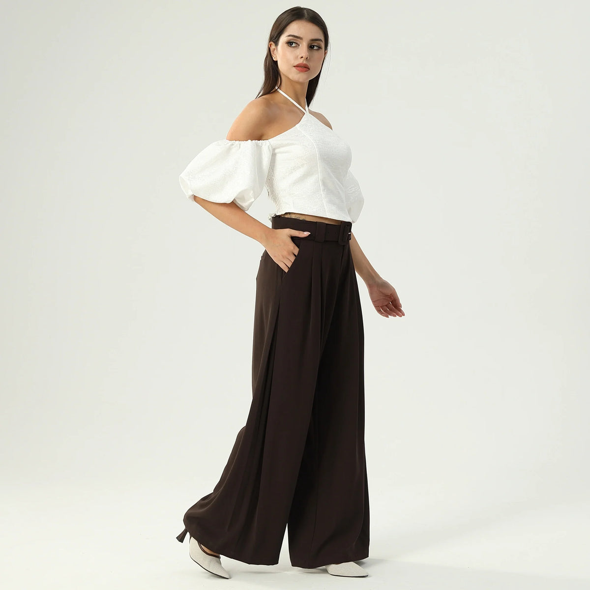 بلوزة ساده عصرية للنساء