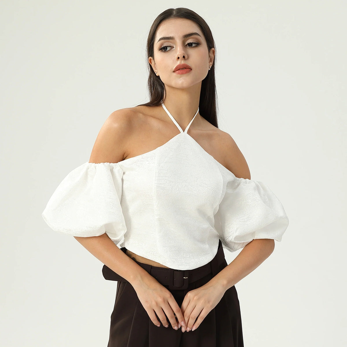 بلوزة ساده عصرية للنساء