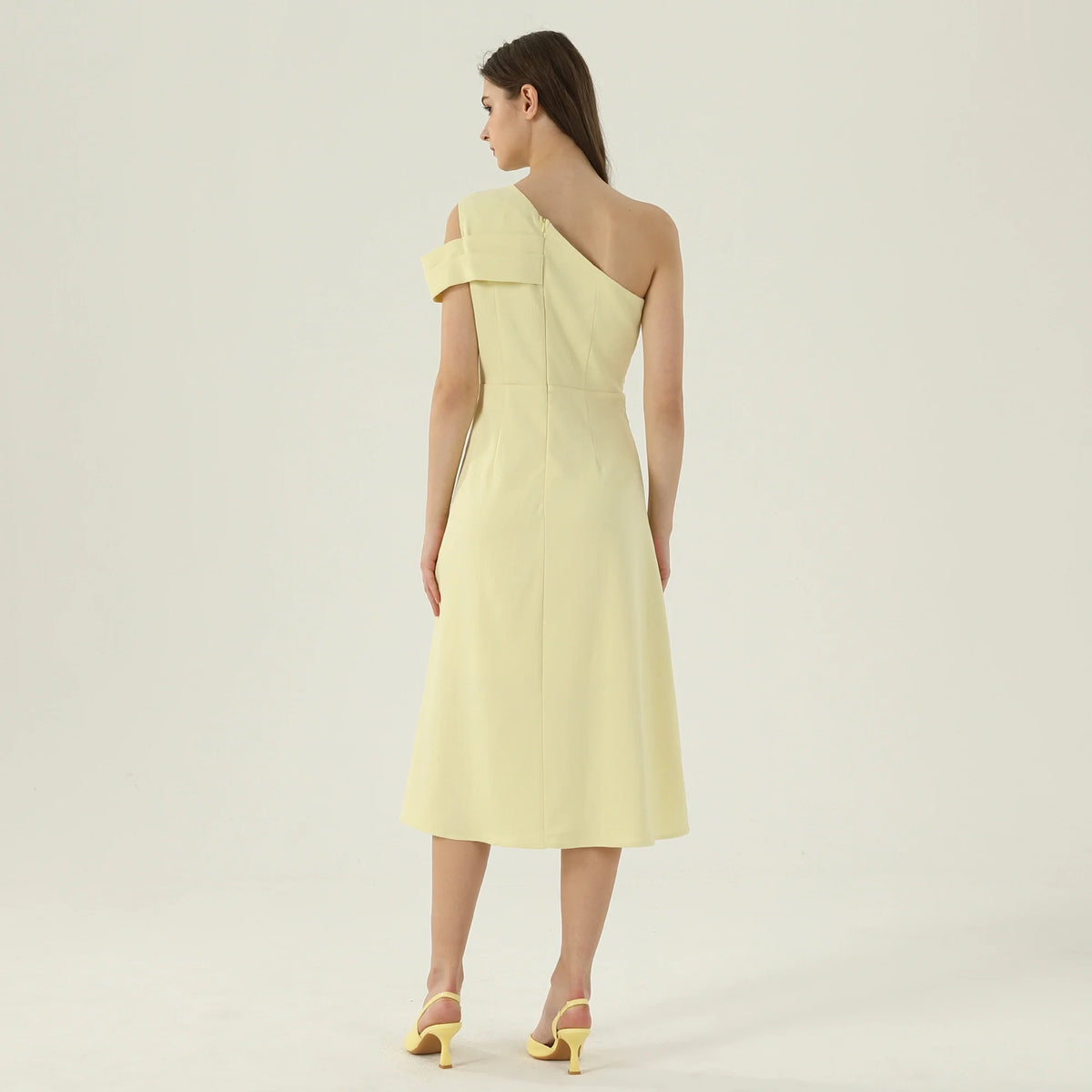 فستان ساده للنساء