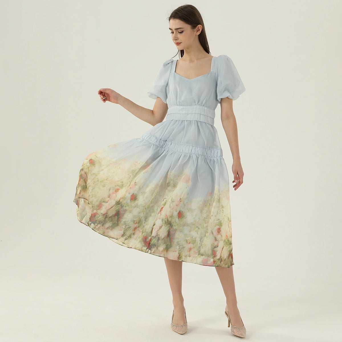 فستان عصري مزين بنمط الزهور للنساء