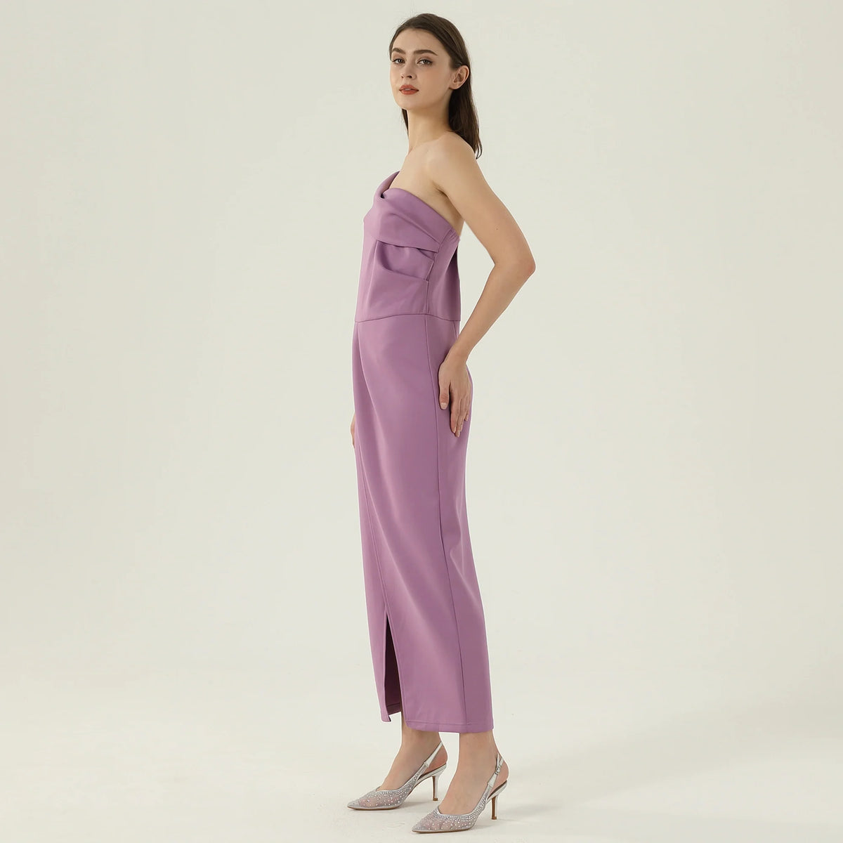 فستان ساده للنساء