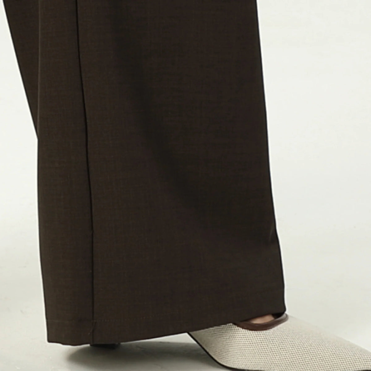 بنطال ساده للنساء