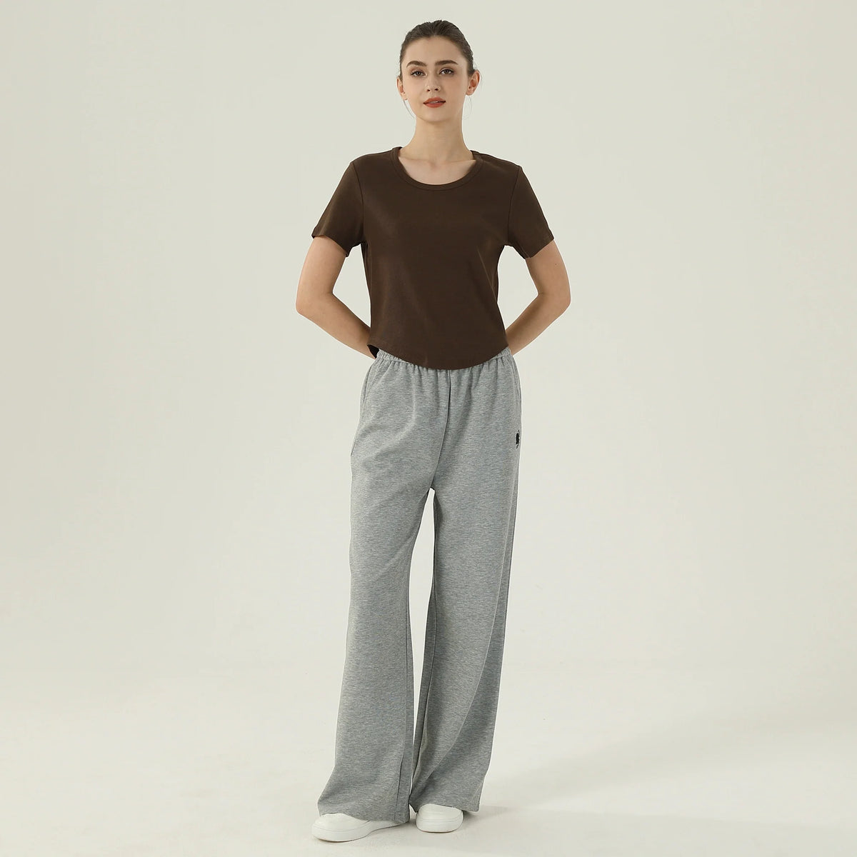 تيشيرت ساده للنساء