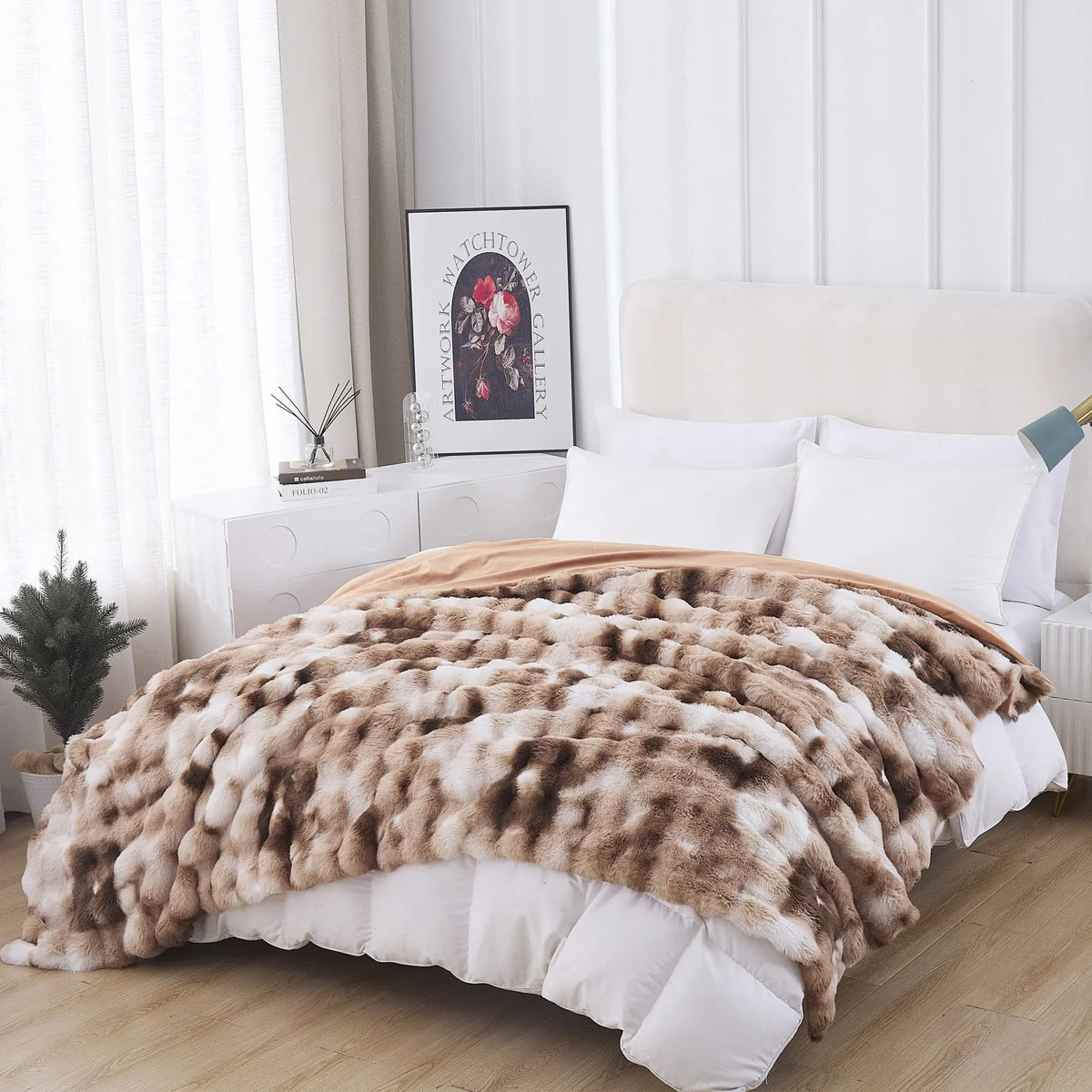 Free Coffee Luxury Double-Sided Faux Fur Winter Blanket Image