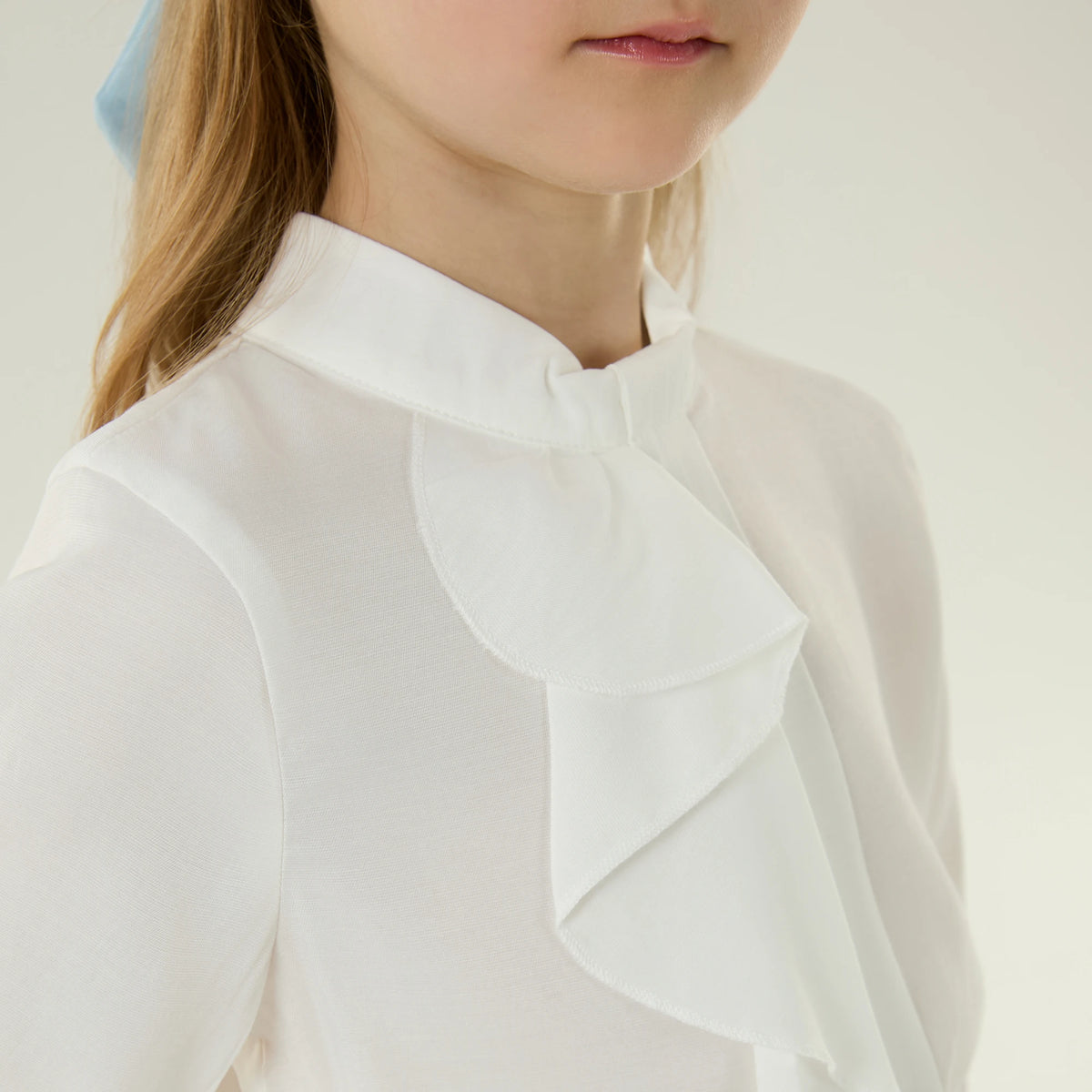 بلوزة ساده عصرية للبنات