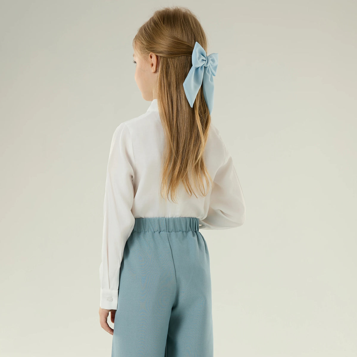 بلوزة ساده عصرية للبنات